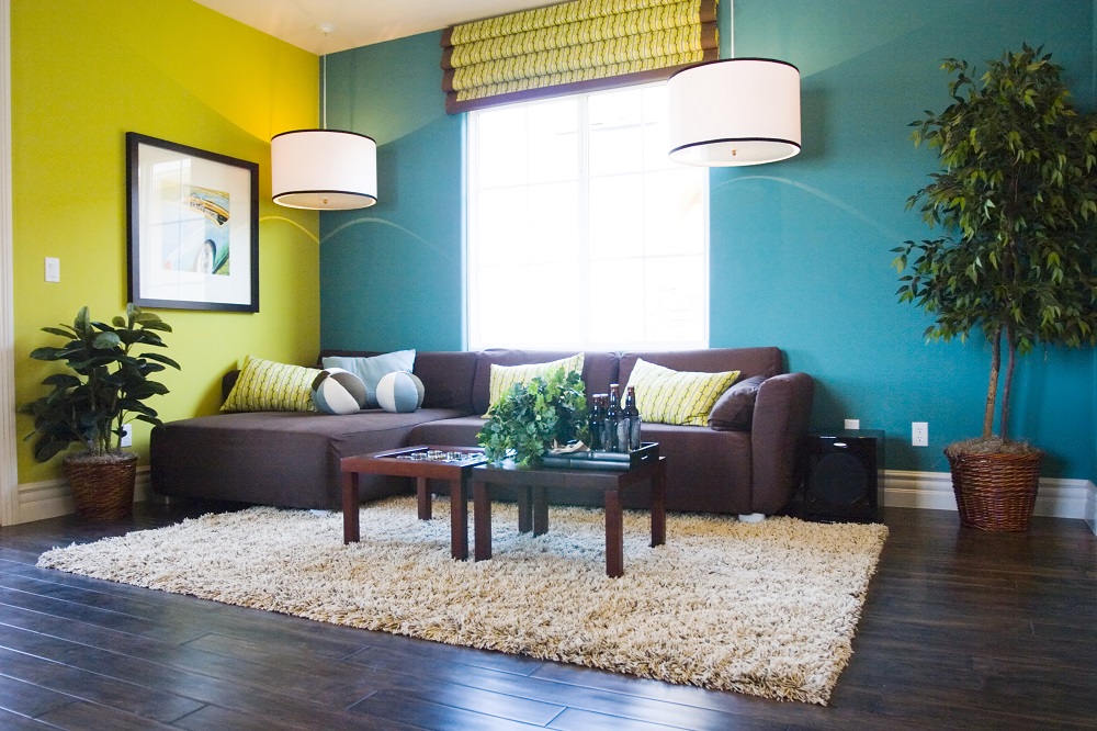 How to Stage Your Living Room to Sell Fast